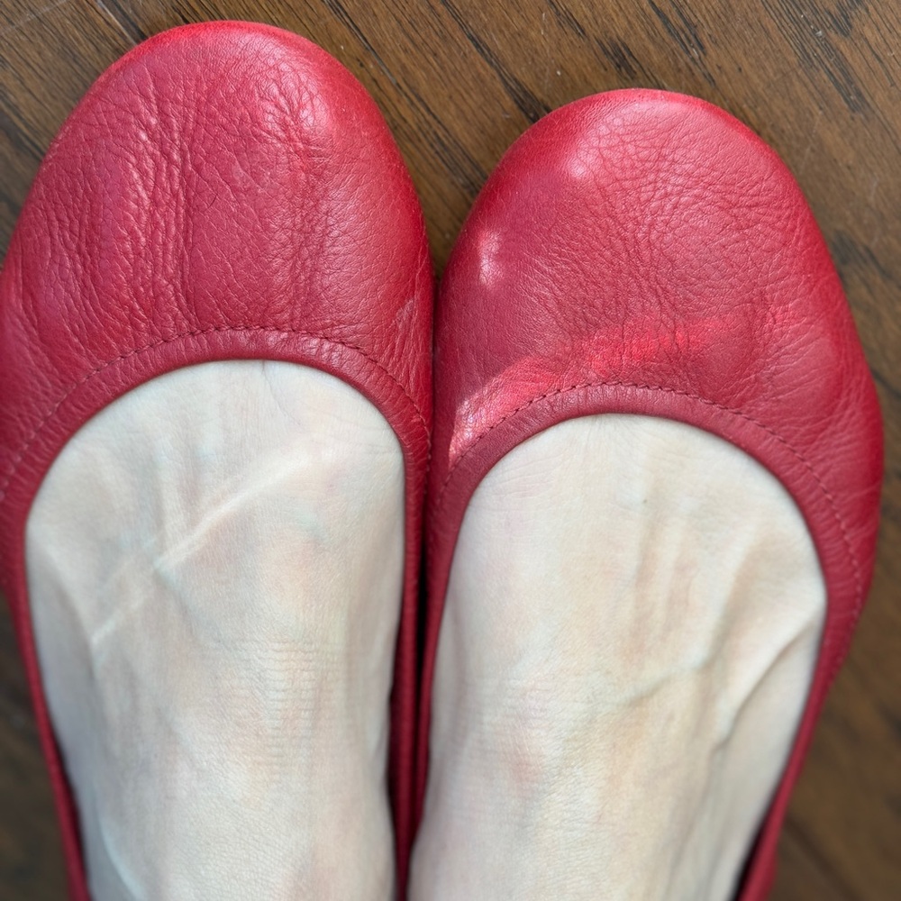 Red Tieks